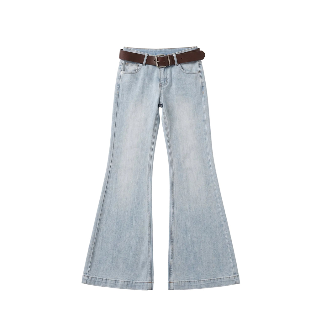 Aria Low-Waisted Flare Jeans