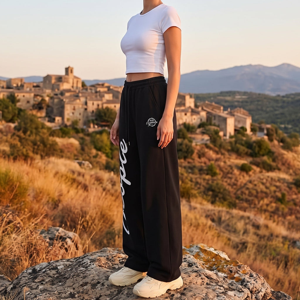 Kira Streetwear Wide-Leg Sweatpants